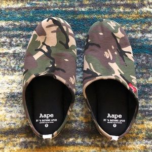Bathing Ape Aape House Slippers Green Camo Men’s 10/11